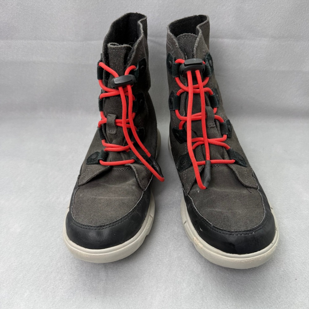 Sorel Explorer Carnival Boots Kids 5 Grey Black Red Bungee Waterproof NY4897-093